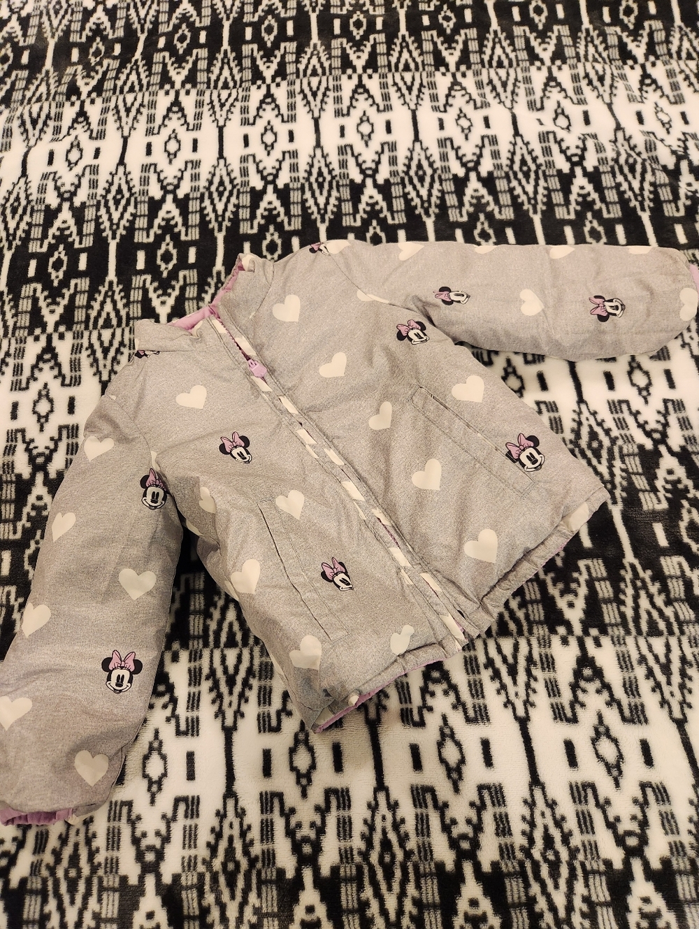 GAP Disney Girls Minnie Mouse Heart Puffer Reversable Jacket, Size 2T
